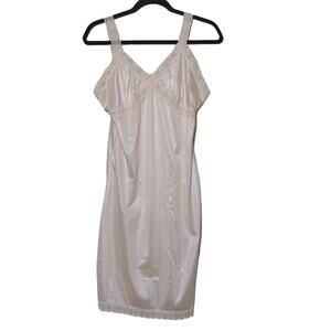 Vintage Bradley Cream Full Slip Slipdress Lace Trim VTG Size 36 (approx. M)
